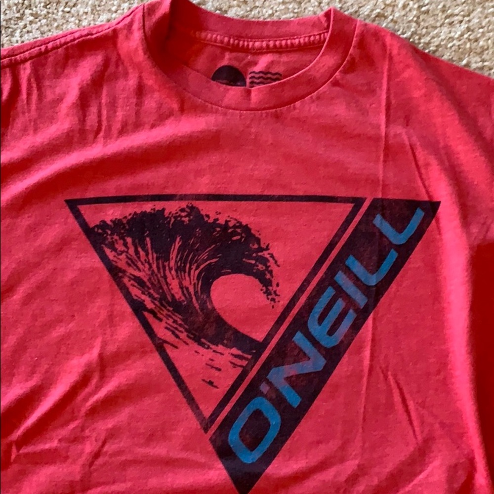 3 gently used men’s small T-shirts - Picture 6 of 7
